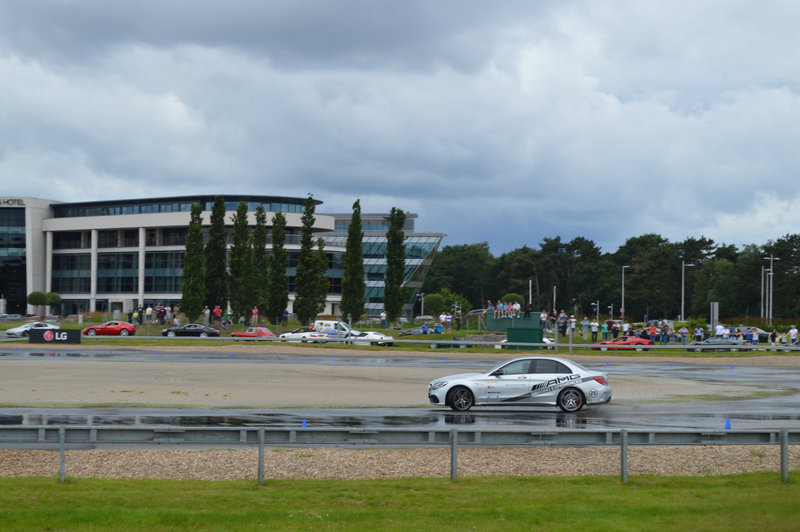 Illustration for article titled Supercar Sunday at the Brooklands Museum
